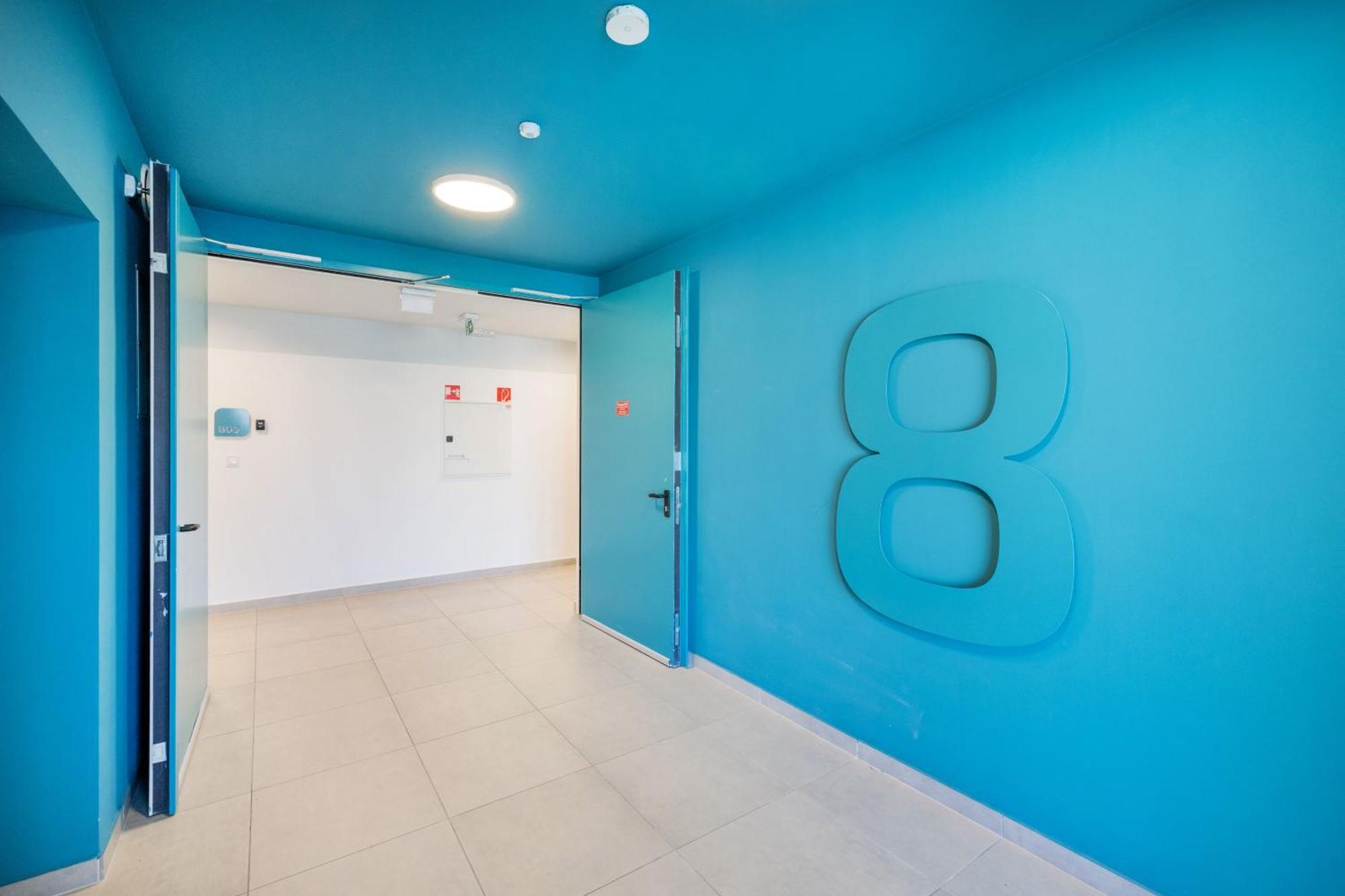 Modern Riverfront Apartment With Free Parking Budapeste Exterior foto